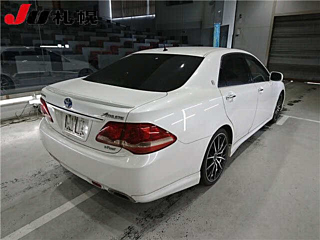 TOYOTA CROWN 2009