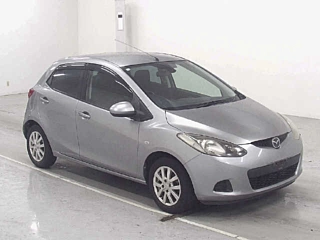 MAZDA DEMIO 2010
