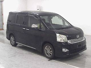 TOYOTA VOXY 2012
