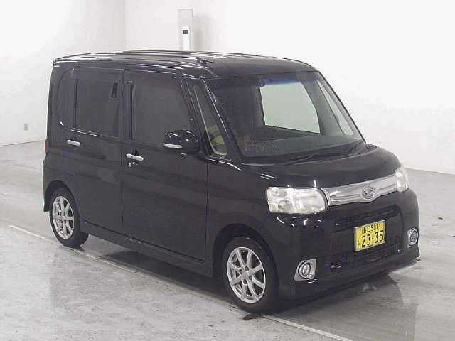 DAIHATSU TANTO 2013