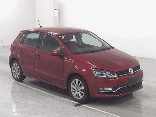 VOLKSWAGEN POLO 2016