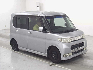DAIHATSU TANTO 2008