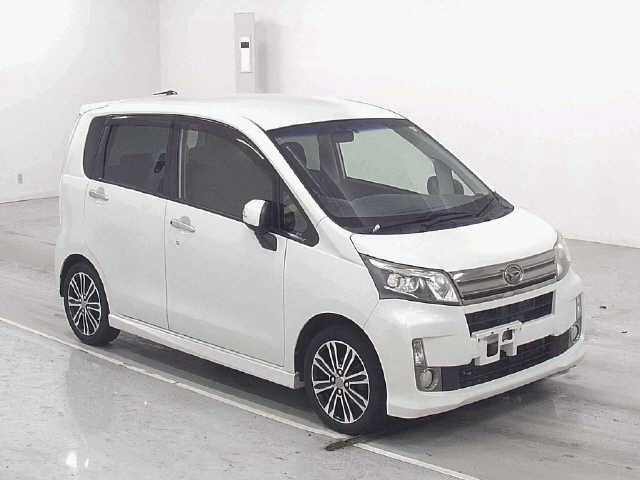 DAIHATSU MOVE 2014