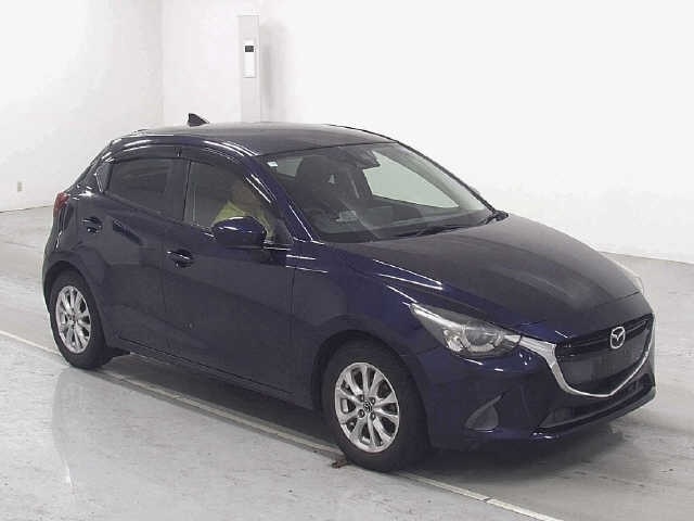 MAZDA DEMIO 2016