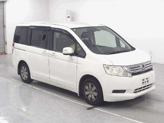 HONDA STEP WAGON 2012