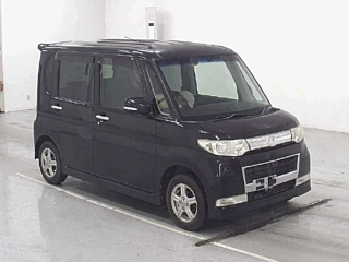 DAIHATSU TANTO 2010