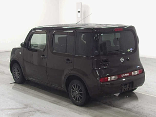 NISSAN CUBE 2011