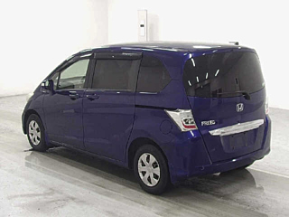 HONDA FREED 2012