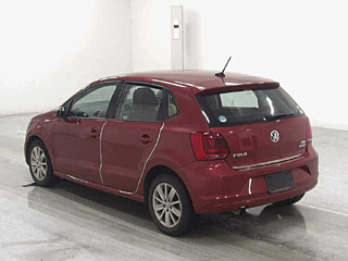 VOLKSWAGEN POLO 2016