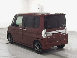 DAIHATSU TANTO 2014