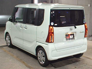 DAIHATSU TANTO 2019