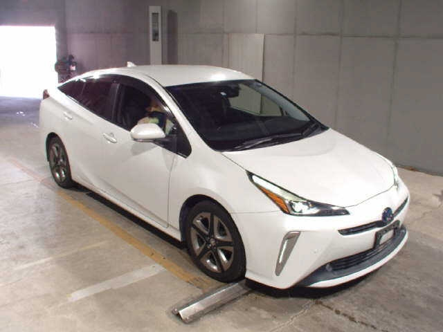 TOYOTA PRIUS 2022