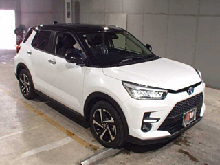 TOYOTA RAIZE 2025