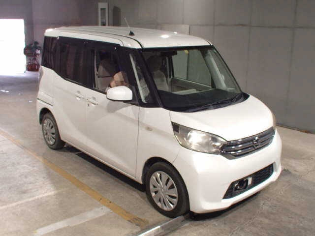 NISSAN DAYZ ROOX 2014