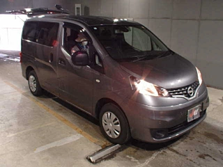 NISSAN NV200 2025