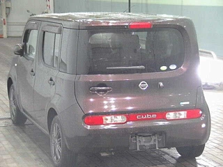 NISSAN CUBE 2011