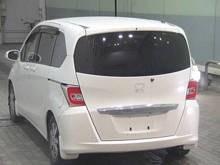 HONDA FREED 2016