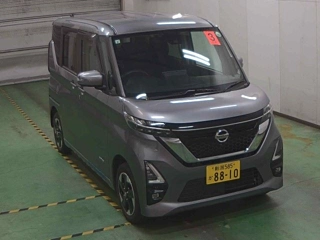 NISSAN ROOX 2021