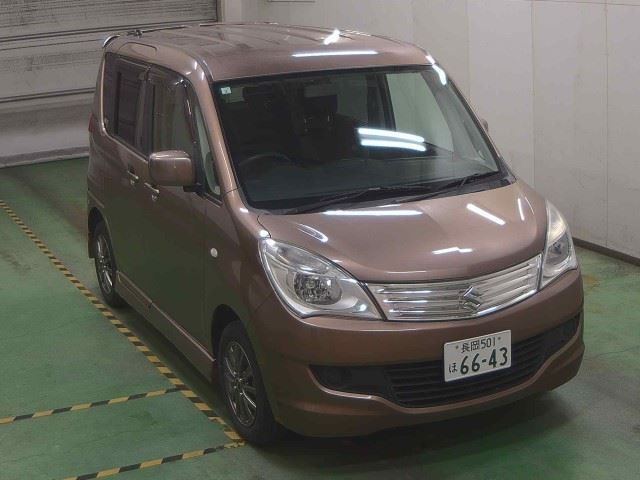 SUZUKI SOLIO 2011
