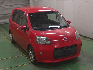 TOYOTA PORTE 2015