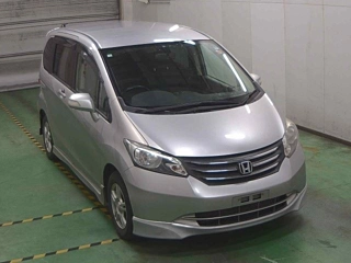 HONDA FREED 2008