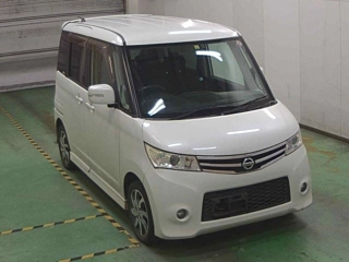 NISSAN ROOX 2010