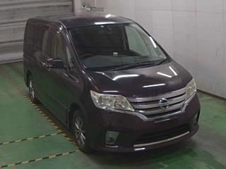 NISSAN SERENA 2011