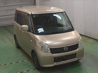 NISSAN ROOX 2010