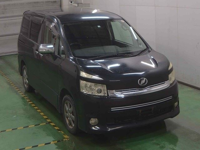 TOYOTA VOXY 2008