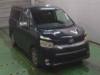 TOYOTA VOXY 2008