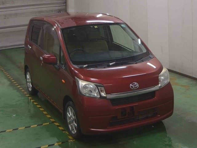 DAIHATSU MOVE 2013