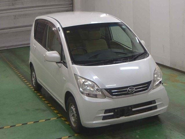 DAIHATSU MOVE 2010