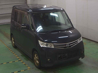 NISSAN ROOX 2010