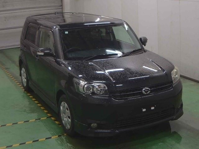 TOYOTA COROLLA RUMION 2015