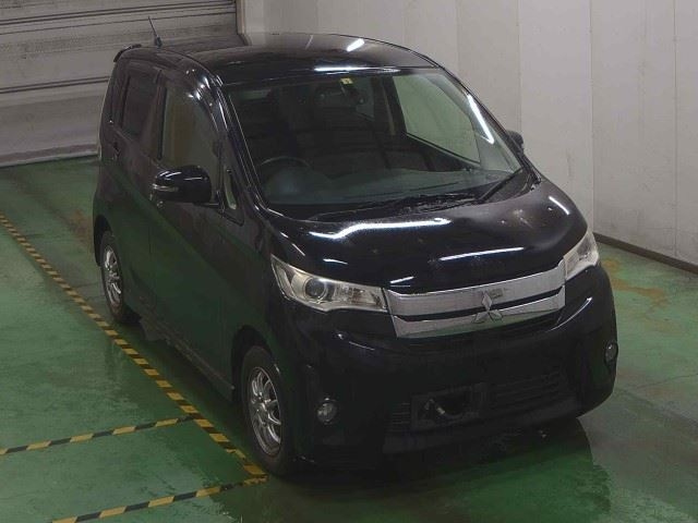 MITSUBISHI EK CUSTOM 2013