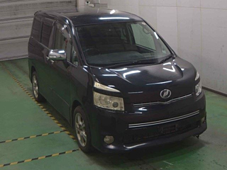 TOYOTA VOXY 2008