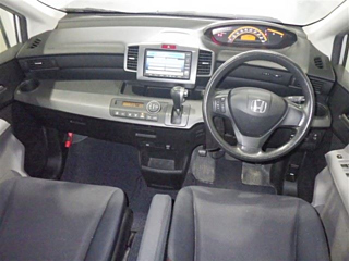 HONDA FREED 2008