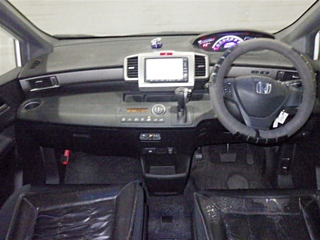 HONDA FREED 2010