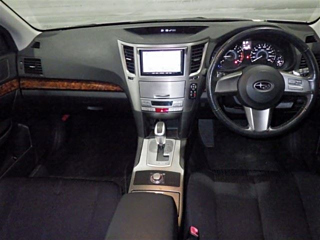 SUBARU LEGACY 2011