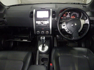 NISSAN X-TRAIL 2012