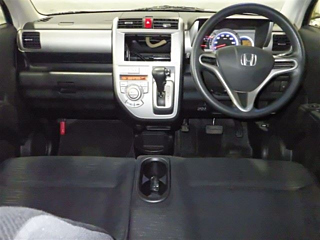 HONDA ZEST 2010