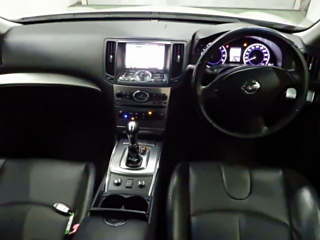 NISSAN SKYLINE 2010