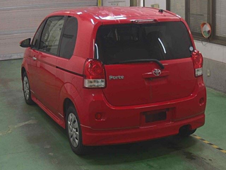 TOYOTA PORTE 2013