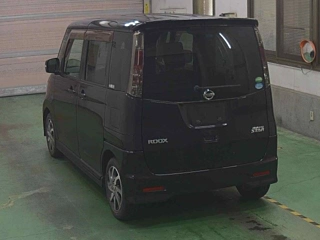 NISSAN ROOX 2012