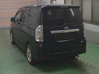 TOYOTA VOXY 2008