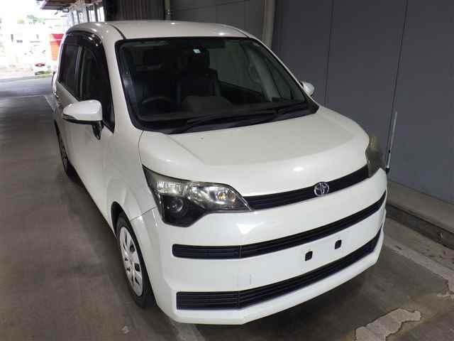 TOYOTA SPADE 2014