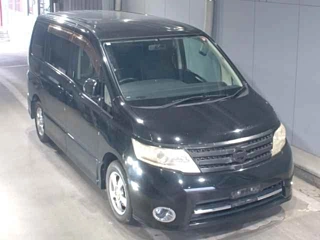 NISSAN SERENA 2010