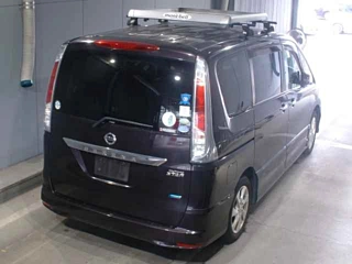 NISSAN SERENA 2011