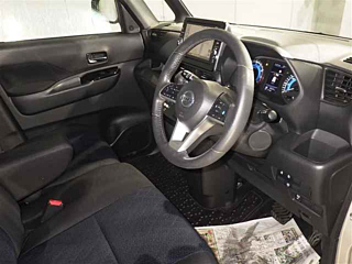 NISSAN ROOX 2020