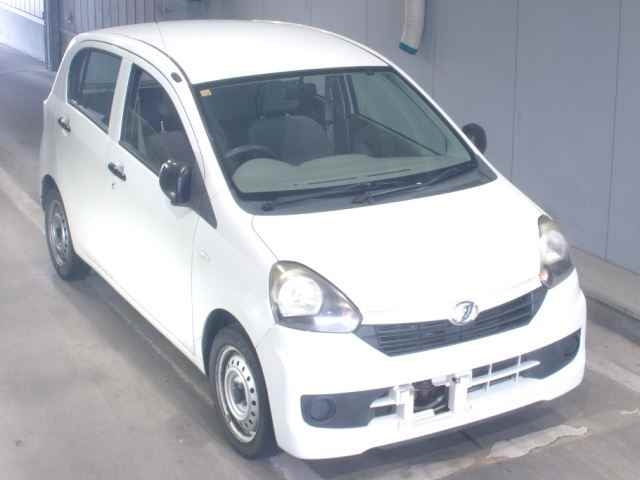 DAIHATSU MIRA E S 2014